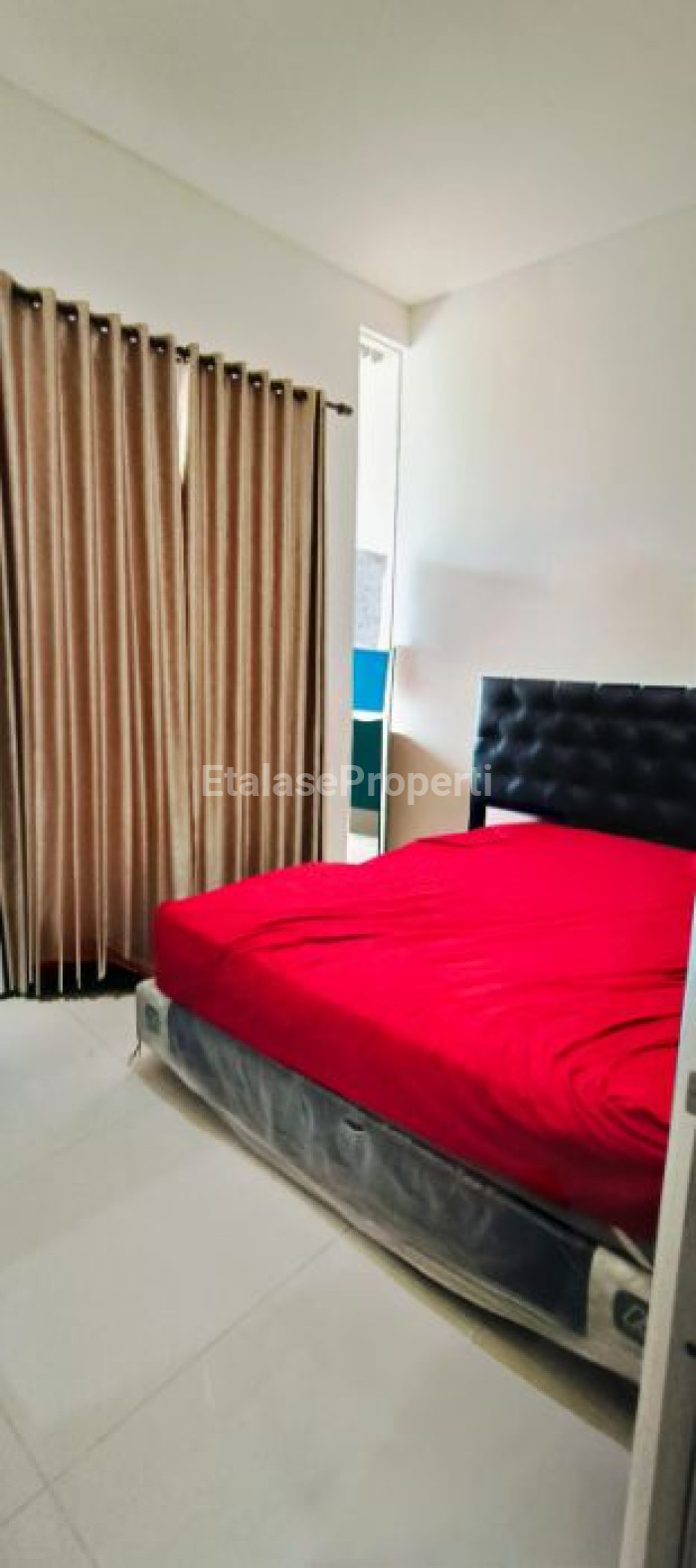 Foto properti Dijual Rumah Di Greenland Menganti Dekat Universitas Ciputra 5