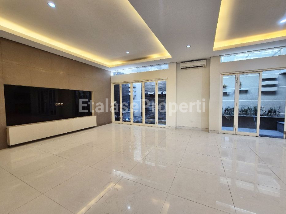 Foto properti Disewakan Rumah Bagus Di Araya Galaxy Bumi Permai 1 4