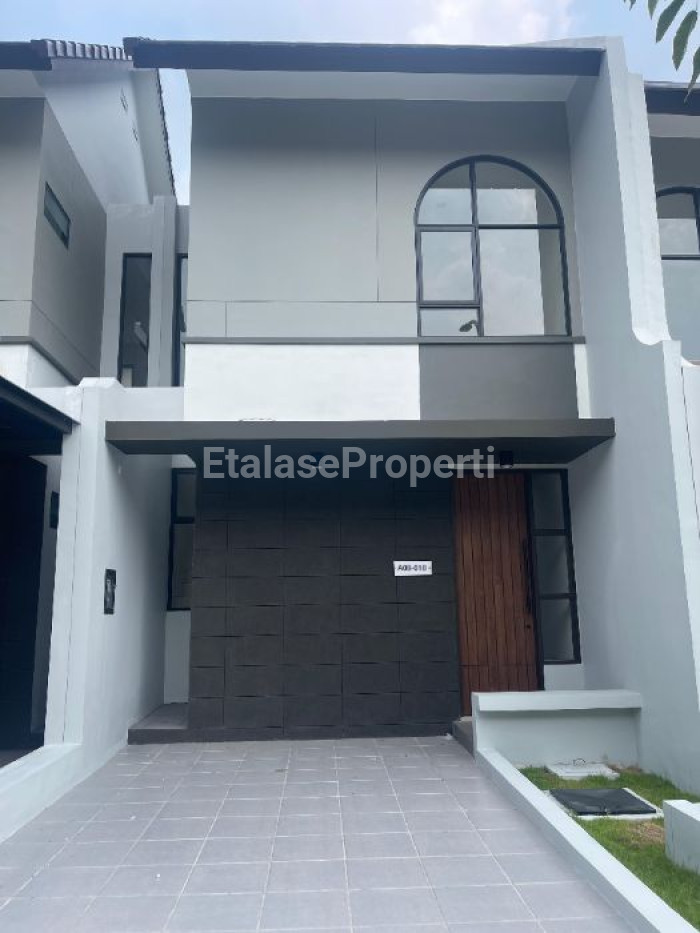 Foto properti Jual Rumah Baru Gress Citraland Kedamean Type Flie Superior 1