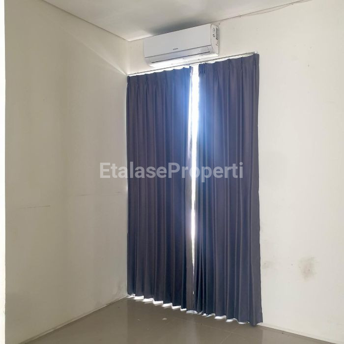 Foto properti Disewakan Rumah 2 Lantai Modern Minimalis Di Citraland Utara 7