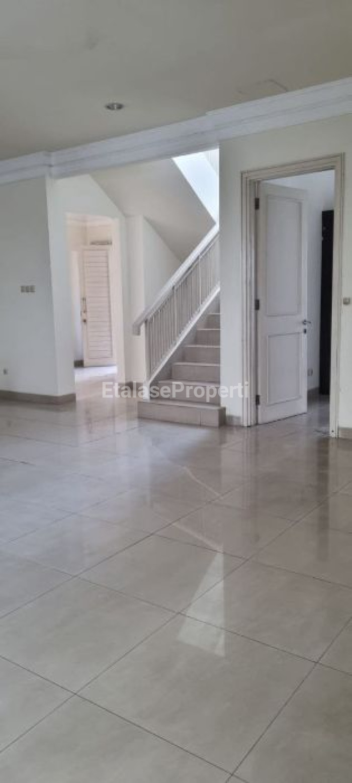 Foto properti Rumah Di Puri Galaxy Dekat Araya Galaxy Mall ITS 4