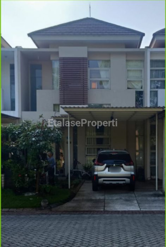 Foto properti Disewakan Rumah 2 Lantai 1