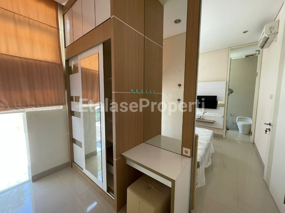 Foto properti Disewakan Rumah 2 Lantai 2