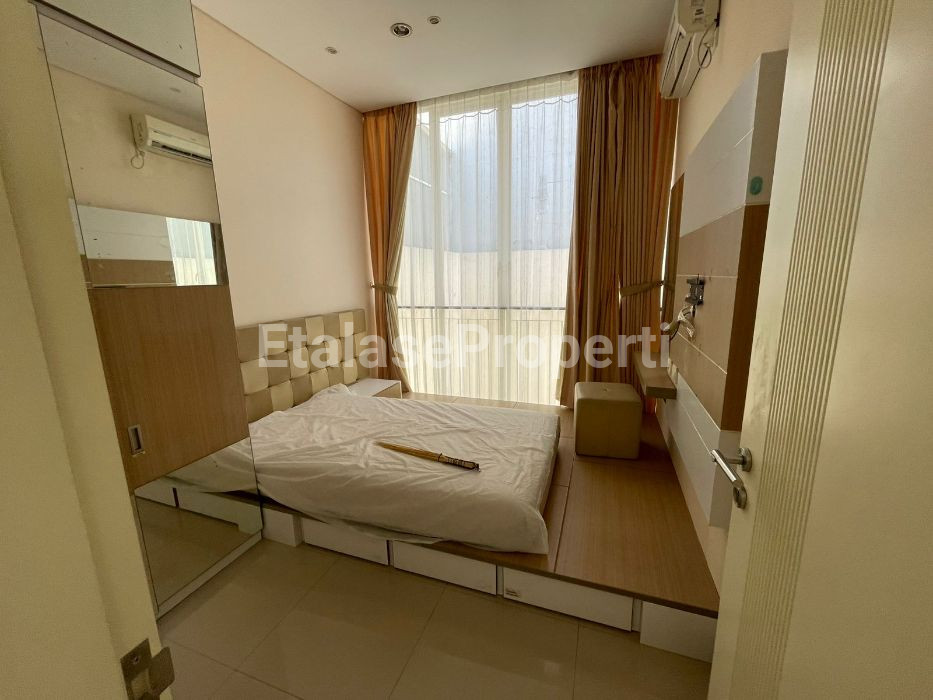 Foto properti Disewakan Rumah 2 Lantai 3