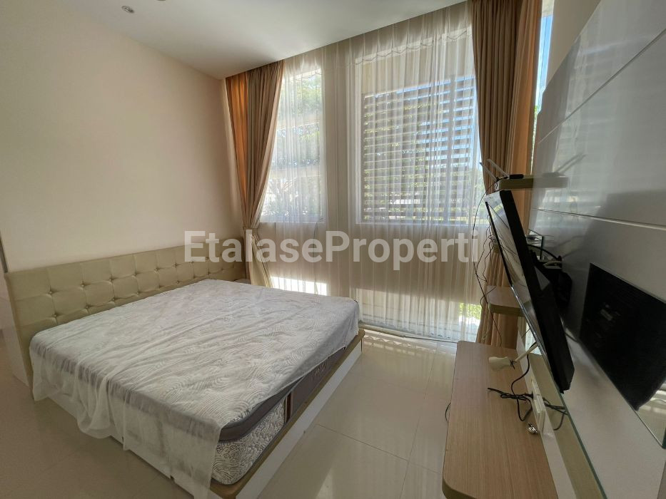 Foto properti Disewakan Rumah 2 Lantai 7
