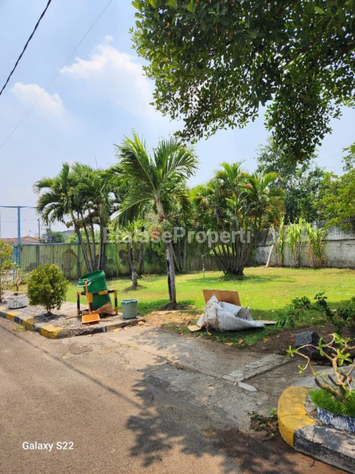 Foto properti Dijual MESS Jalan Gajah Mada Area Industri Padat Penduduk 1