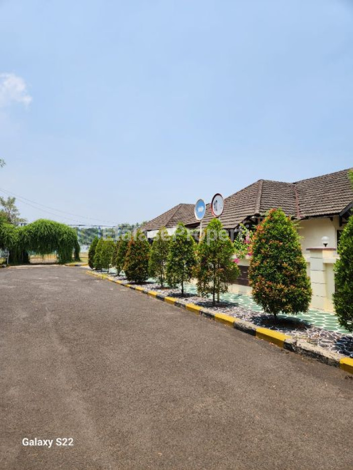 Foto properti Dijual MESS Jalan Gajah Mada Area Industri Padat Penduduk 3