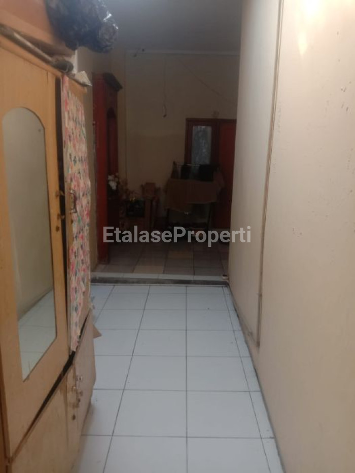 Foto properti Dijual Cepat Usaha Kost-kostan Aktif Di Gayungan PTT 1