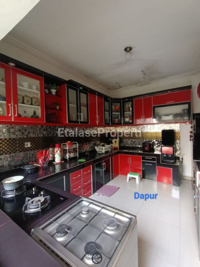 Foto properti JUAL RUMAH BERLOKASI DI CLUSTER FEDORA, GRAHA RAYA BINTARO JAYA, TANGERANG, JAWA BARAT. 2