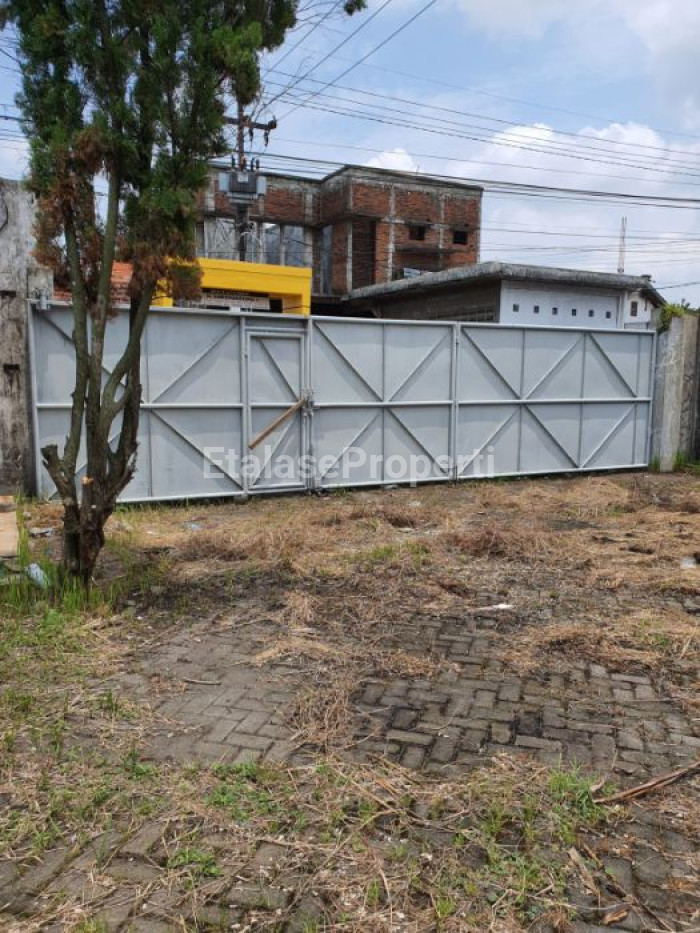 Foto properti DIJUAL  Pabrik Jemundo 2