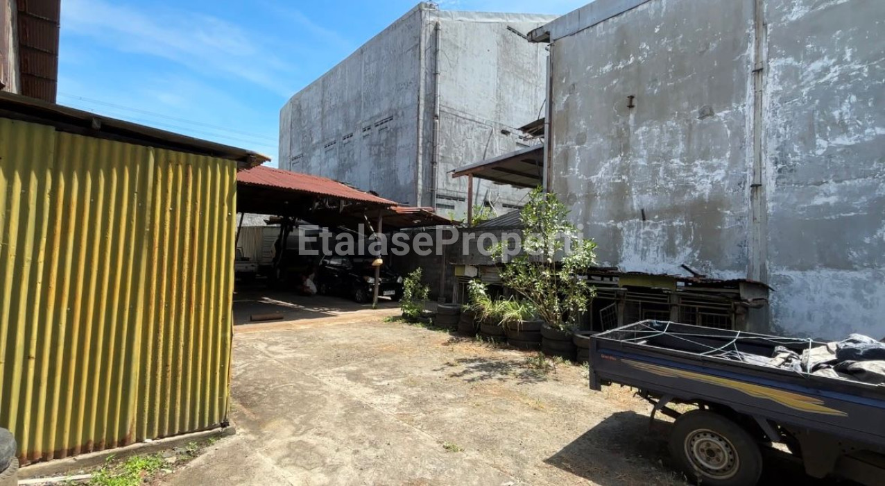 Foto properti Disewakan Gudang Di Buntaran Dekat Margomulyo Dan Manukan 2