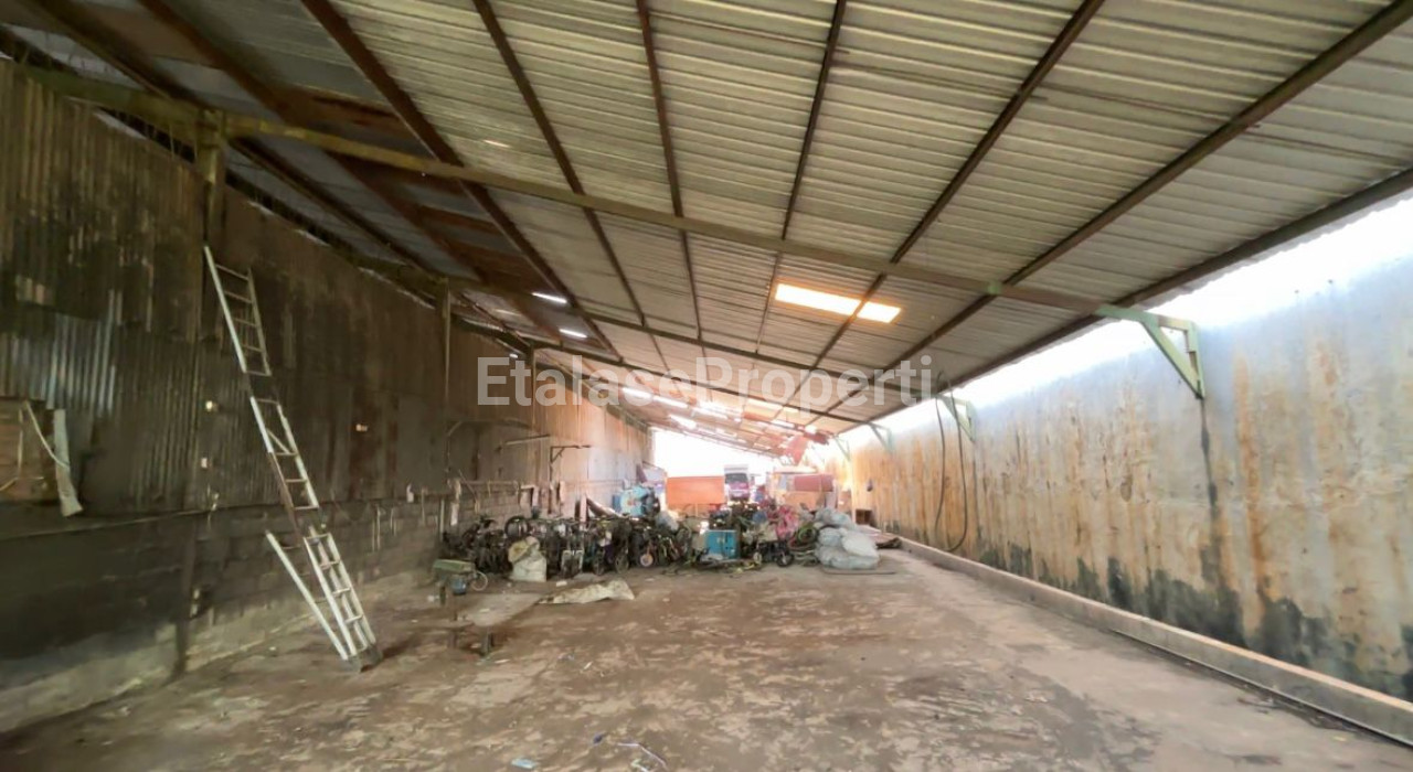 Foto properti Disewakan Gudang Di Buntaran Dekat Margomulyo Dan Manukan 5
