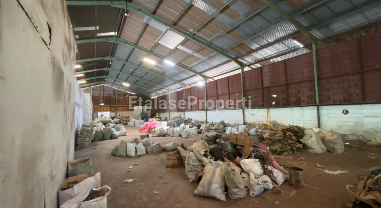 Foto properti Disewakan Gudang Di Buntaran Dekat Margomulyo Dan Manukan 7