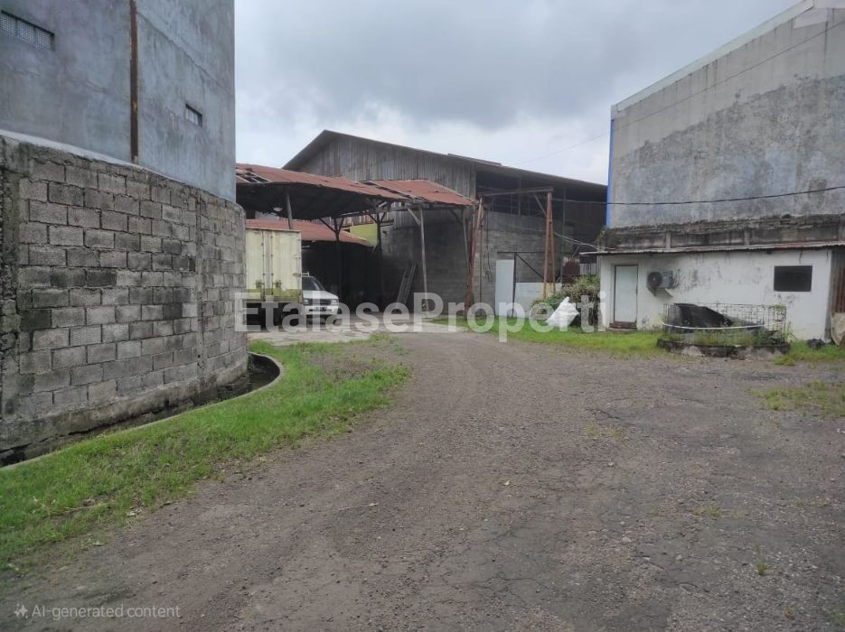 Foto properti Disewakan Gudang Di Buntaran Dekat Margomulyo Dan Manukan 1