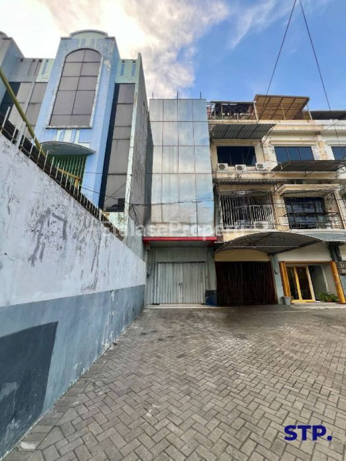 Foto properti Ex-bank, Ruko 3,5 Lantai Terawat Di 0 Raya Jemursari 1