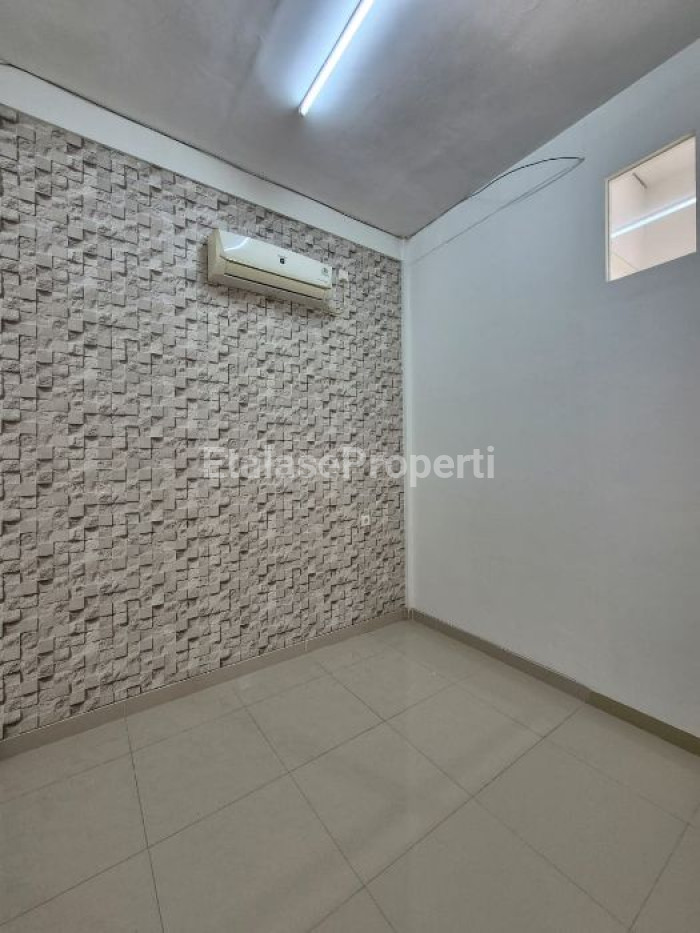 Foto properti Disewakan Ruko Biz Home Pakuwon City Kenjeran 5