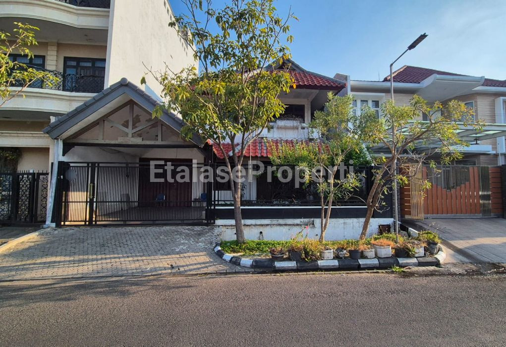 Foto properti Dijual Rumah Hitung Tanah Di Sutorejo Prima Jalan Kembar 1