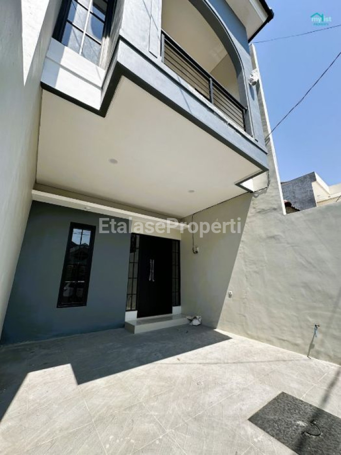 Foto properti Dijual Rumah Di Nirwana Eksekutif Dekat MERR UPH Wonorejo 6