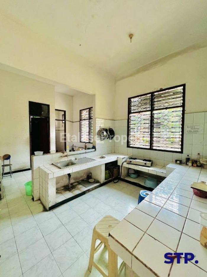 Foto properti JUAL CEPAT! Rumah Kos Megah Di Kutisari Selatan 6