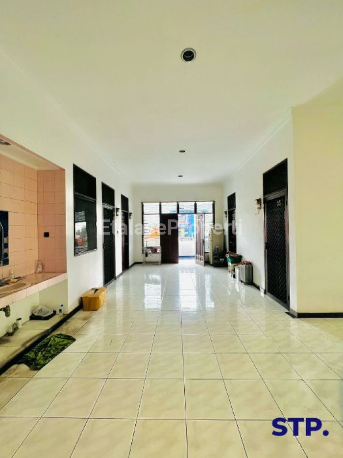 Foto properti JUAL CEPAT! Rumah Kos Megah Di Kutisari Selatan 8