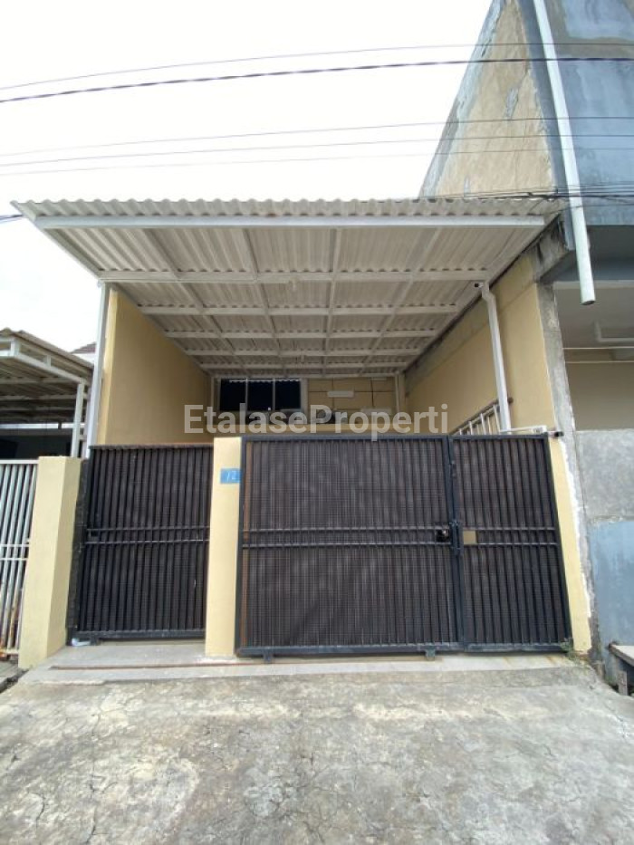 Foto properti *Dijual Rumah Medayu Utara* 1