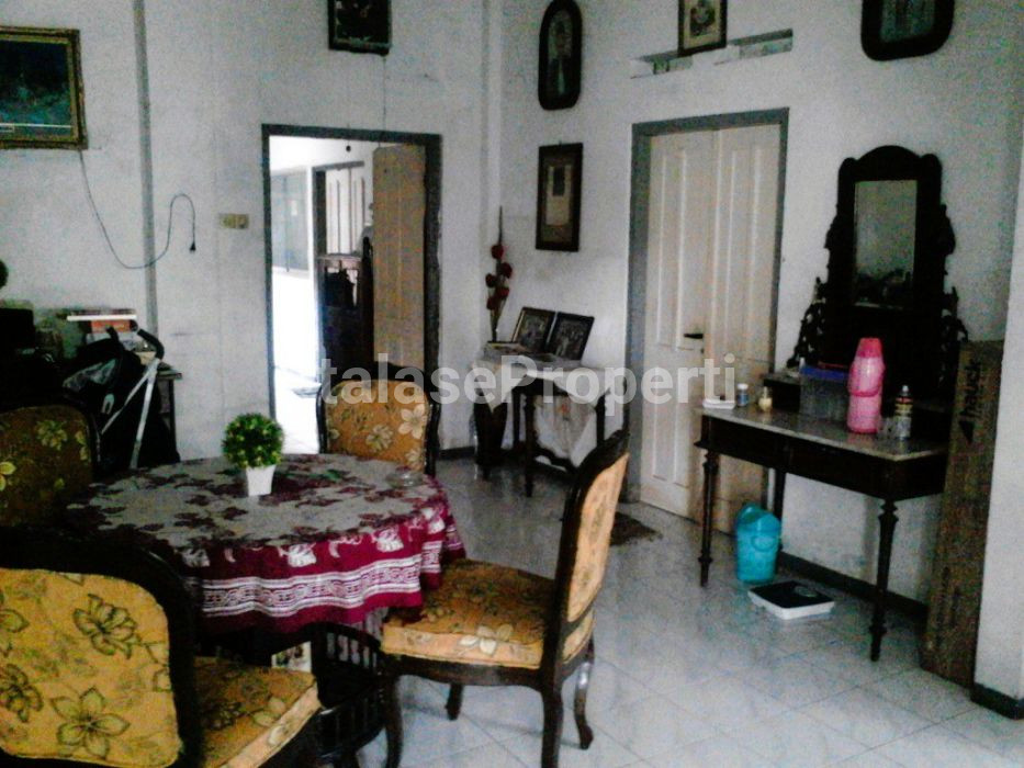 Foto properti Dijual Rumah Pusat Kota Karang Menjangan Dekat Unair Gubeng 4