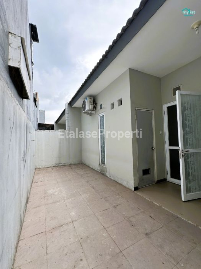 Foto properti Rumah Sukolilo Dian Regency Full Furnished Dekat Galaxy Mall 2