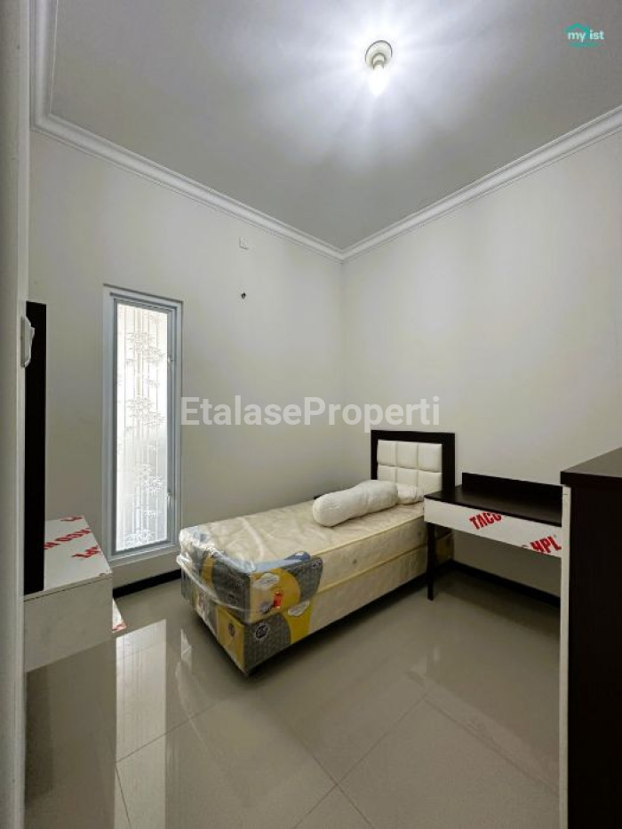 Foto properti Rumah Sukolilo Dian Regency Full Furnished Dekat Galaxy Mall 4
