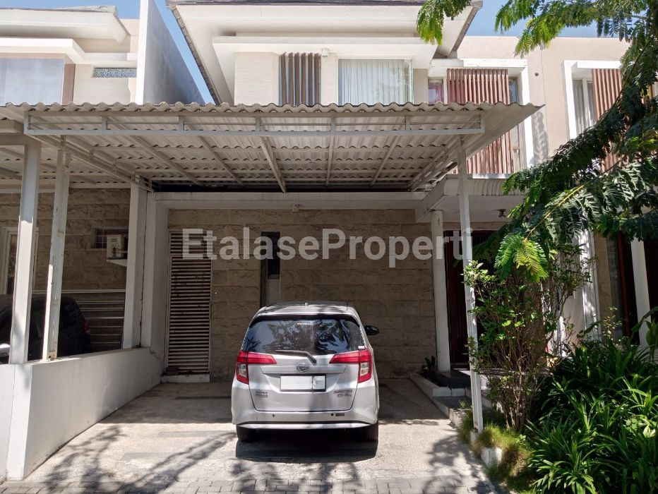 Foto properti *Jual Rumah Citraland, The Greenlake, Wiyung Surabaya Barat* 1