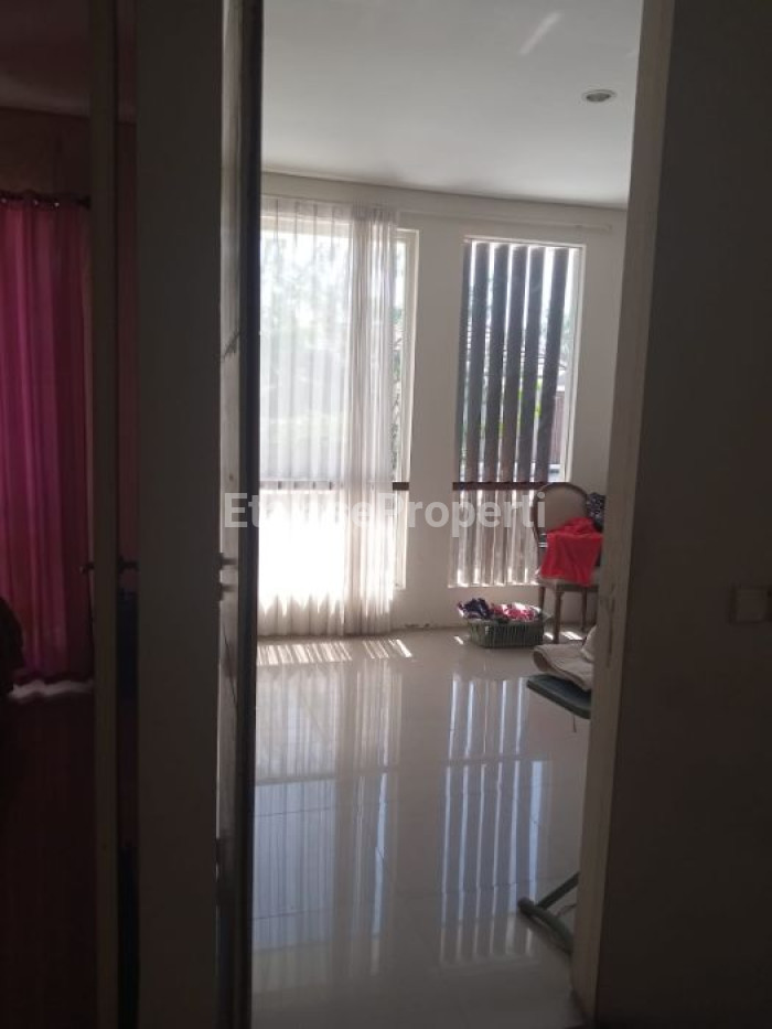 Foto properti *Jual Rumah Citraland, The Greenlake, Wiyung Surabaya Barat* 3