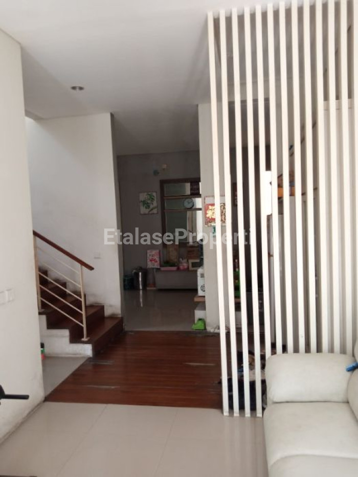 Foto properti *Jual Rumah Citraland, The Greenlake, Wiyung Surabaya Barat* 6