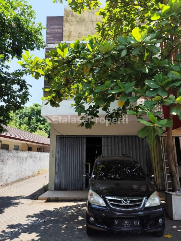 Foto properti Jual Ruko Manyar Jaya 2