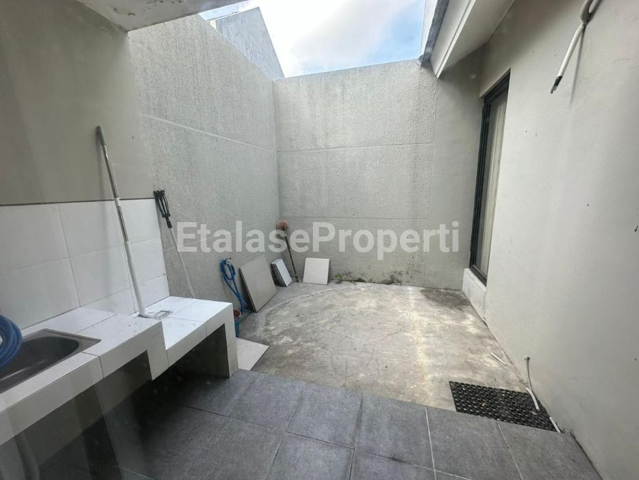 Foto properti Jual Rumah Northwest Lake,Citraland 2