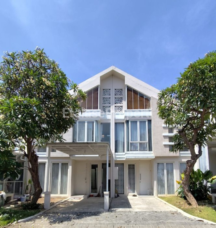 Foto properti Jual Rumah Pakuwon City 6