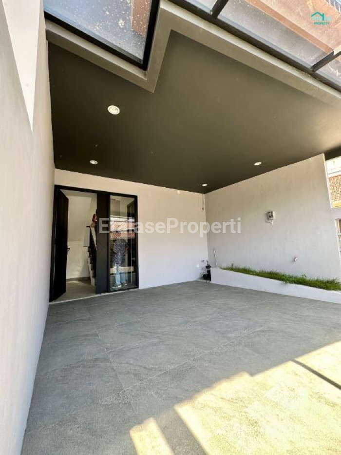 Foto properti Dijual Rumah Di Purimas Gununganyar Dekat MERR Pondok Tjandra 6