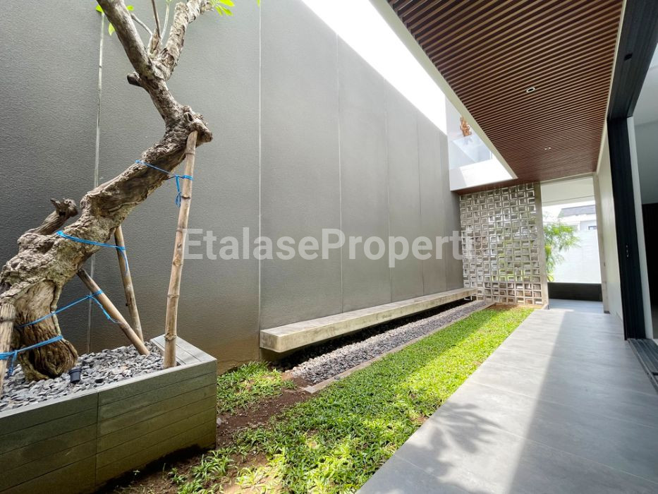 Foto properti *Dijual Rumah Citraland Cluster Somerset* 3