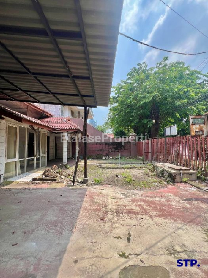 Foto properti Jual Under Market - Rumah Komersil Raya Tenggilis Mejoyo 4