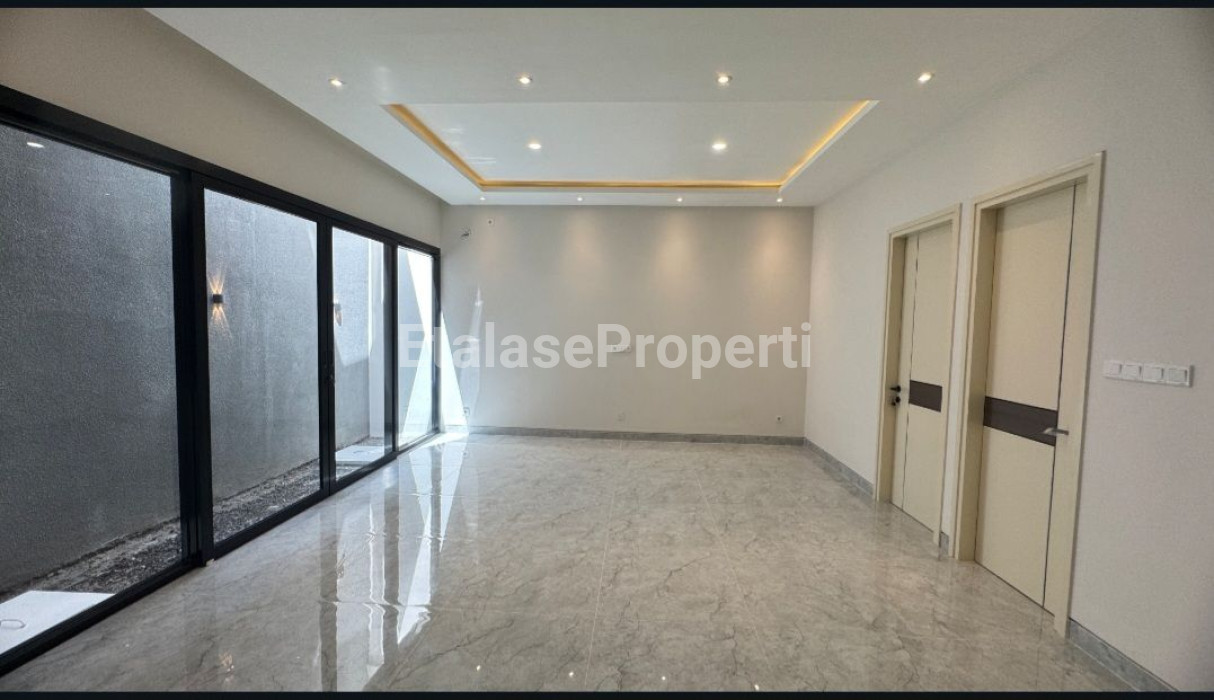 Foto properti Dijual Cepat Rumah Baru Di Citraland Cluster Woodland 6