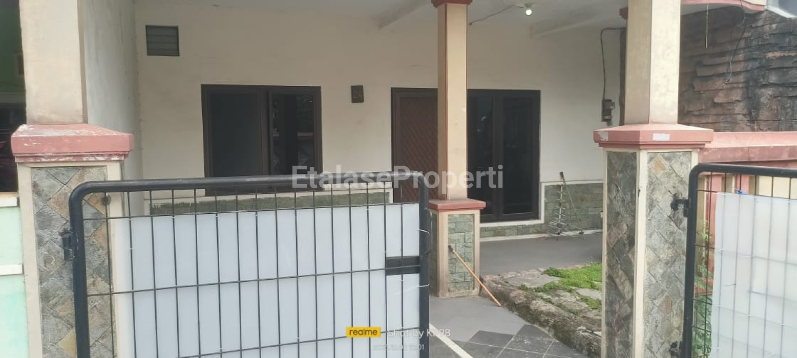 Foto properti *Dijual Rumah Citra Dahlia, Tropodo* 1