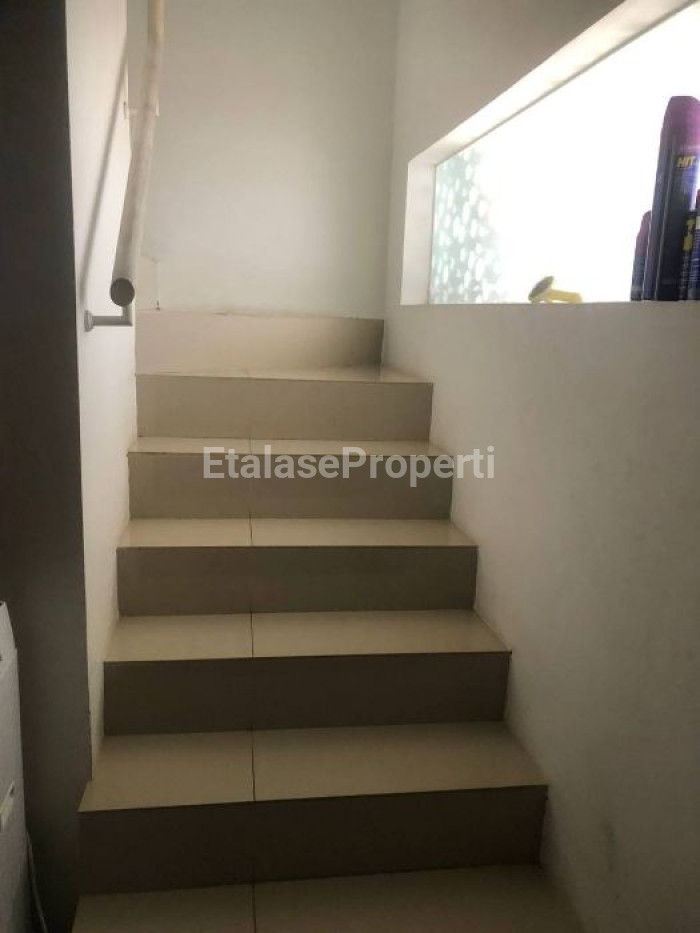 Foto properti Rumah 2 Lantai Di Perumahan Kencana Residence, Kenjeran 8