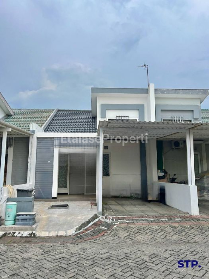 Foto properti Jual Cepat - Rumah Sukolilo Dian Regency 2 Sudah Renovasi 1