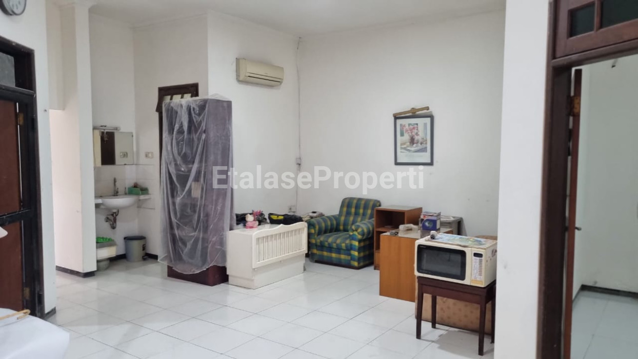 Foto properti *Dijual Rumah Taman Pondok Indah (TPI), Wiyung* 5