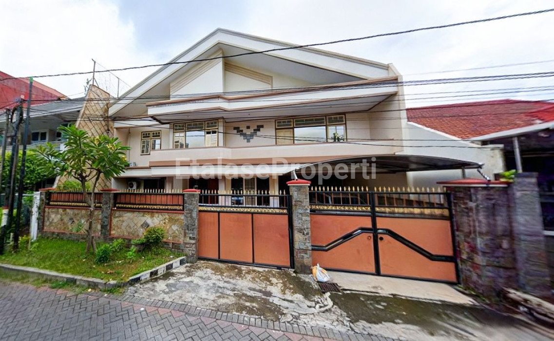 Foto properti *Dijual Rumah Darmo Permai Selatan* 1