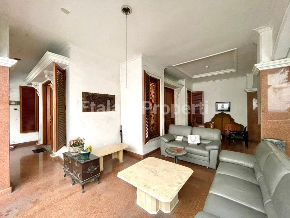 Foto properti *Dijual Rumah / Lahan Komersial 0 Jalan Raya Gubeng, Surabaya Pusat* 2