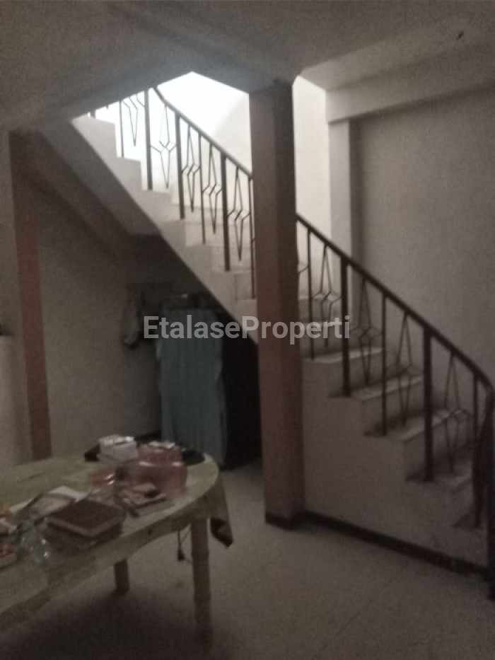 Foto properti Dijual/disewa Rumah Luas Di Rungkut Barata Surabaya Dekat Akses Tol Juanda 7