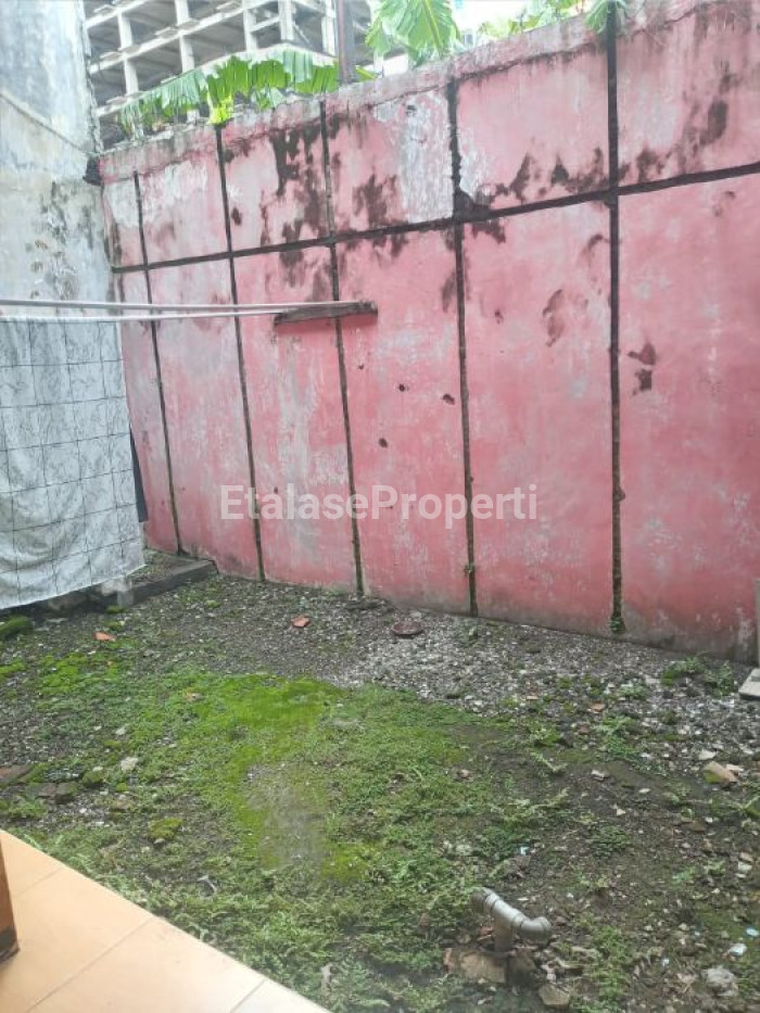 Foto properti Dijual/disewa Rumah Luas Di Rungkut Barata Surabaya Dekat Akses Tol Juanda 8