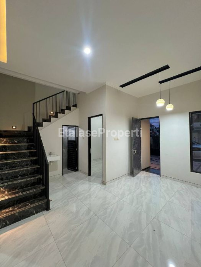 Foto properti Rumah Baru Modern Di Wisma Mukti Jalan Utama Tipe A 3