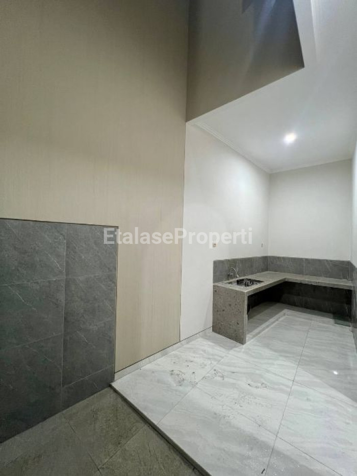 Foto properti Rumah Baru Modern Di Wisma Mukti Jalan Utama Tipe A 5