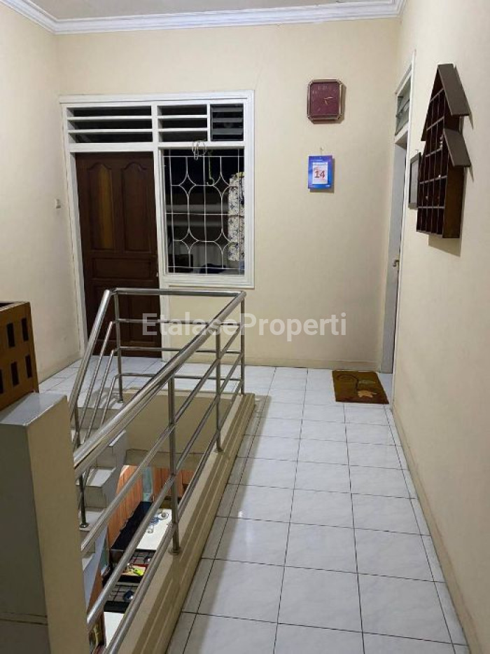 Foto properti Rumah 2 Lantai Di Perumahan Manyar Jaya Siap Huni 7