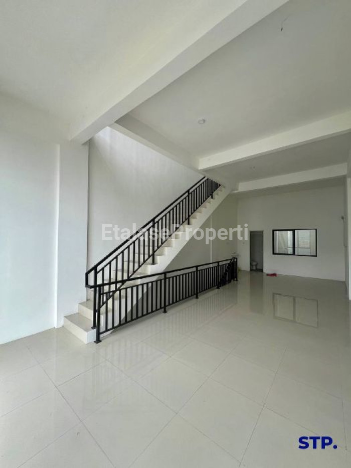 Foto properti Jual Ruko 3 Lantai Eastern Park Depan Sukolilo Dian Regency II 6